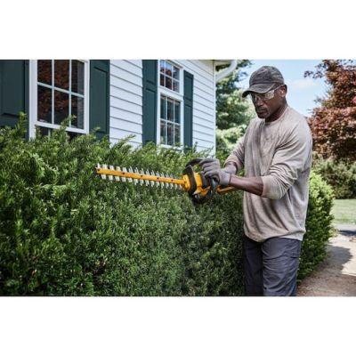 3. DeWALT DCMHT573X1-QW urządzenie elektryczne do strzyżenia żywopłotów Podwójne ostrze 4,1 kg