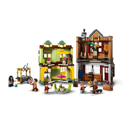 14. LEGO Harry Potter 76452 Markowy sprzęt do quidditcha i lodziarnia