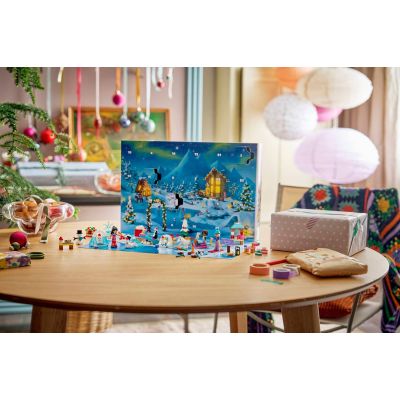 11. LEGO 42698 Friends - Kalendarz adwentowy na rok 2026 V29