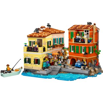 8. LEGO Ideas 21359 Włoska riwiera