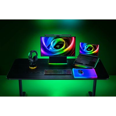 2. Klawiatura Razer BlackWidow V4 Low-profile HyperSpeed (zielony przełącznik) - Układ amerykański