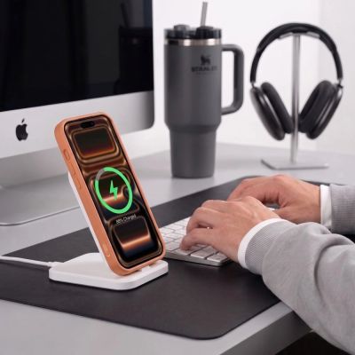 8. Etui Tech-Protect BasicMag MagSafe na iPhone 17 Pro / 18 Pro - pomarańczowe matowe