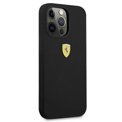 4. Etui Ferrari Silicone na iPhone 13 Pro Max - czarne