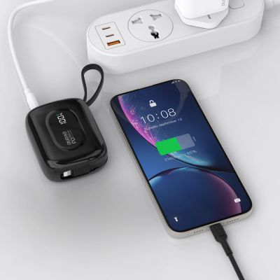 6. Powerbank Dudao K32 22,5W 10000 mAh z wbudowanym kablem USB-C/Lightning - czarny