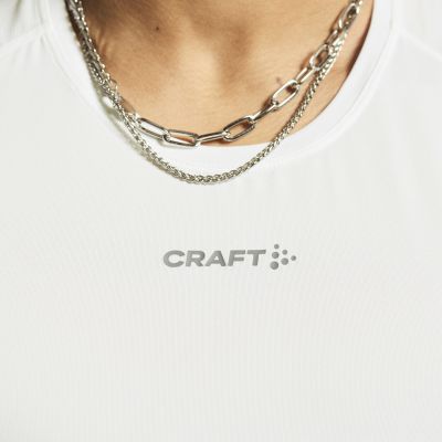 9. Koszulka Craft Adv Essence Singlet 2 M 92800659821