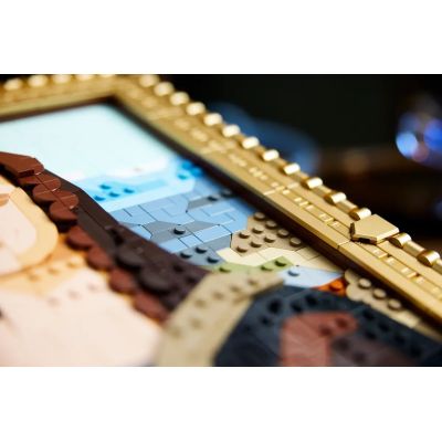 9. LEGO ART 31213 Mona Lisa