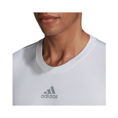 3. Koszulka adidas TechFit Warm M H23121
