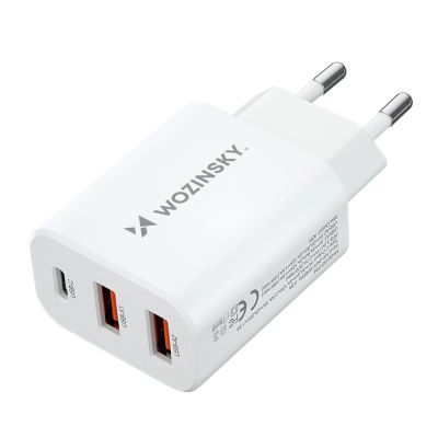 3. Ładowarka sieciowa Wozinsky CWCUCW 30W USB-C / 2 x USB-A - biała
