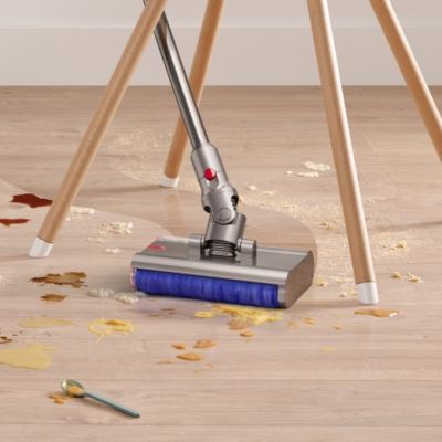 24. Odkurzacz DYSON V12s Detect Slim Submarine