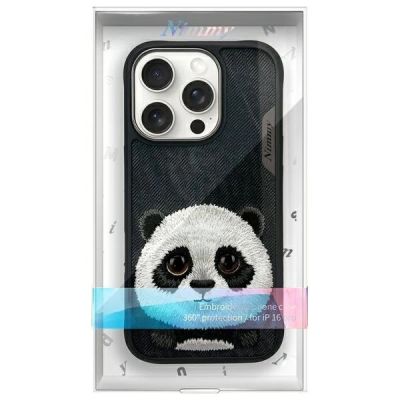9. Etui Nimmy Big Eyed Pet 2.0 Panda na iPhone 16 Pro Max - czarne