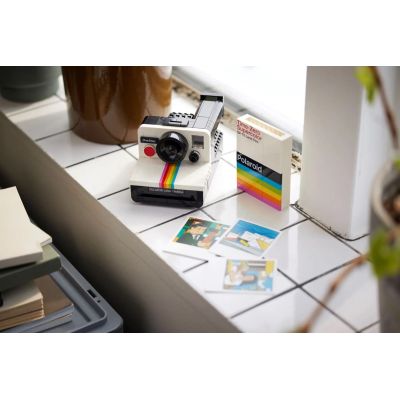 9. LEGO Ideas 21345 Aparat Polaroid OneStep SX-70