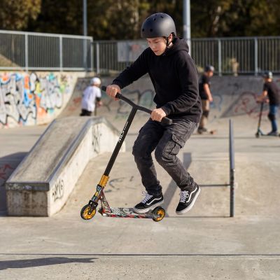 2. HS221 SPIDER HULAJNOGA DO TRIKÓW NILS EXTREME