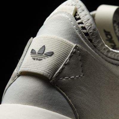 6. Buty Adidas Originals Tubular Entrap - S76547