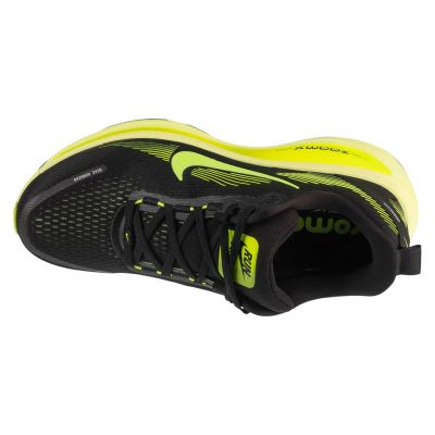 3. Nike Vomero 18 HM6804-008 Czarne 39