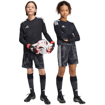 7. Spodenki dla dzieci adidas Tiro 26 Competition Goalkeeper czarno-szare KC5468