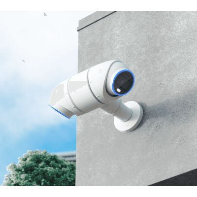 26. Mocowanie Ubiquiti Camera Dual Mount (UACC-Camera-DM-W)