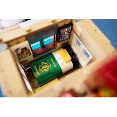 10. LEGO Harry Potter 76437 - Nora - Edycja Kolekcjonerska