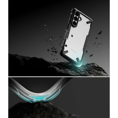 7. Etui Ringke Fusion X na Samsung Galaxy S26 - przezroczysto-czarne