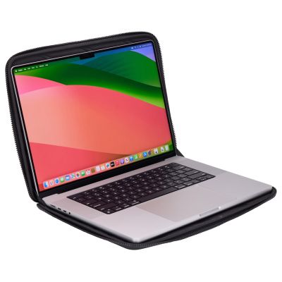 4. Pokrowiec na MacBooka Thule | Pasuje do rozmiaru 16 " | Czarny