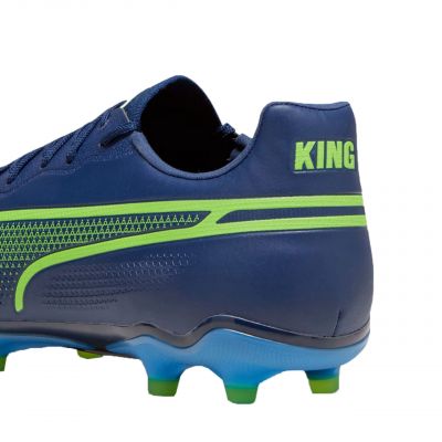 5. Buty piłkarskie Puma King Pro FG/AG M 107566 02