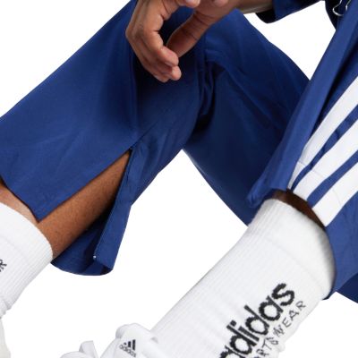 6. Spodnie męskie adidas Essentials 3-Stripes Stanford Open Hem niebieskie JE6400