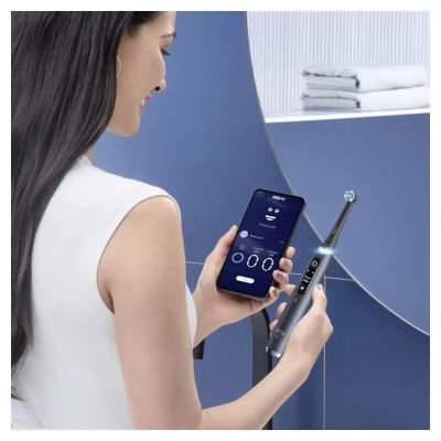 2. Szczoteczka eletryczna Oral-B iO Series 9N Czarna