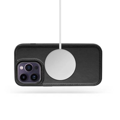 4. Etui Tech-Protect Wallet MagSafe z portfelem na iPhone 16 Pro - czarne