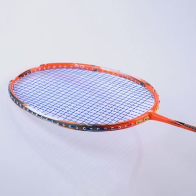 9. Rakietka do Badmintona TELOON Blast TL500 Red 89g 22Lbs