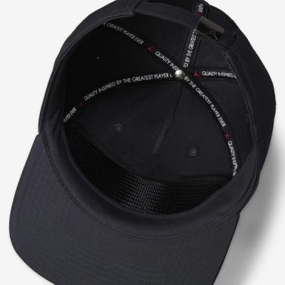 3. Czapka z daszkiem Air Jordan Pro Adjustable Unstructured Hat Black - HQ9231-045