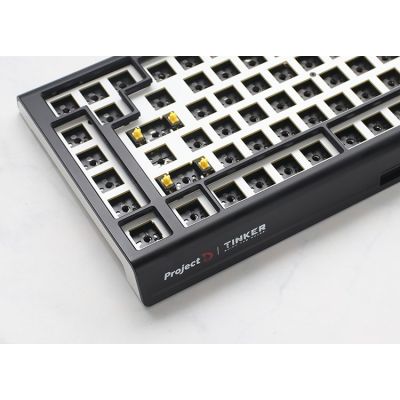 8. Ducky Tinker 75 klawiatura Gaming USB Niemiecki Czarny