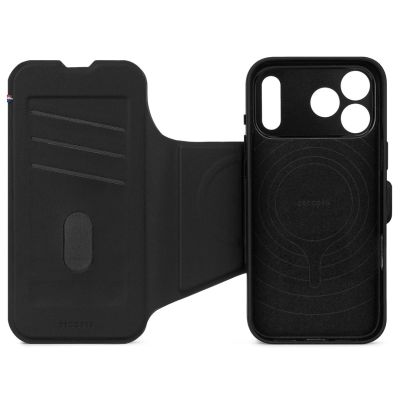 5. Decoded Textured Silicone Detachable Wallet - obudowa ochronna do iPhone 17 Pro kompatybilna z MagSafe (phantom black)