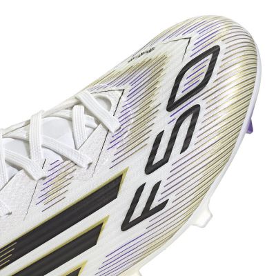 6. Buty piłkarskie adidas F50 League FG/MG M JI0005