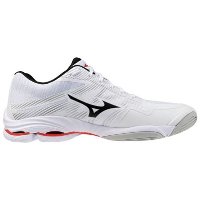 2. Buty Mizuno WAVE LIGHTNING PRO V1GA266059