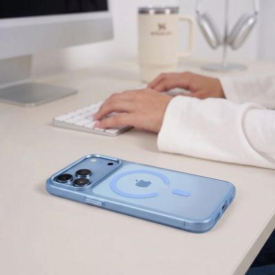 8. Etui Tech-Protect MagZero MagSafe na iPhone 17 Pro / 18 Pro - jasnoniebieskie matowe