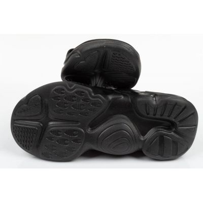 8. Sandały adidas Magmur Sandal W EF5850