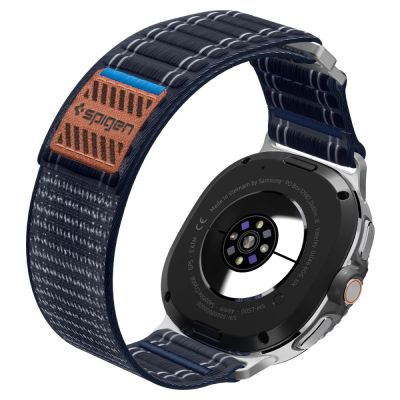 8. Pasek Spigen WBF0 na Samsung Galaxy Watch 40 / 44 / 46 mm - szary