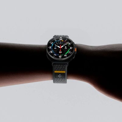 12. Pasek Spigen Athlex Air na Samsung Galaxy Watch 40 / 44 / 46 mm - czarno-żółty