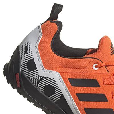 5. Buty adidas Terrex Swift Solo 2 M HR1302