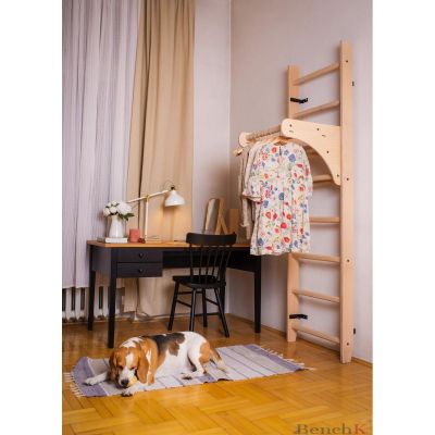 37. DRABINKA Z DREWNIANYM DO PODCIĄGANIA Z BIURKIEM BENCHK 112