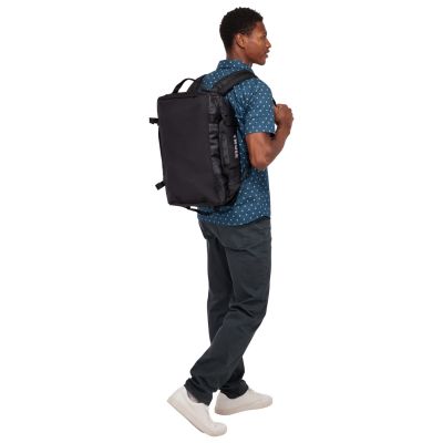12. Thule Chasm TDSD301 Black sportowa torba 30 l Poliester Czarny