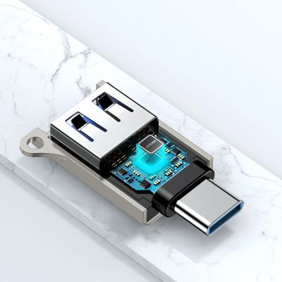 3. Adapter Joyroom S-H151 USB-C (męski) / USB-A (żeński) z oczkiem na smycz - srebrny