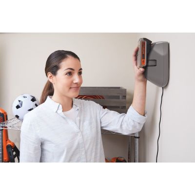 12. Odkurzacz 18V BHFEV182C-QW BLACK+DECKER