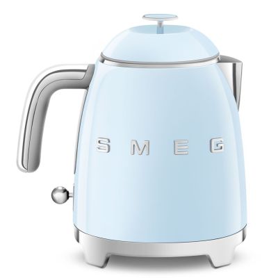 35. Mini czajnik SMEG Kettle KLF05PBEU 0,8L pastelbleu