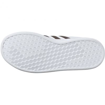 7. Buty adidas Grand Court C Jr EF0107