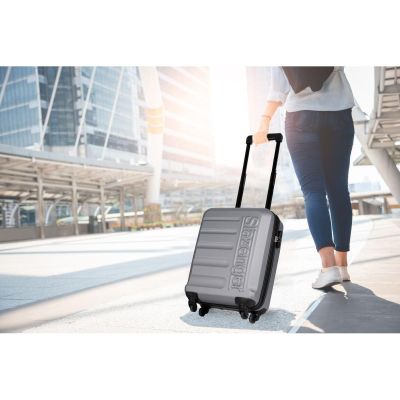 26. ZESTAW 3 WALIZEK 18, 22, 26 CALE SREBERNY SLAZENGER