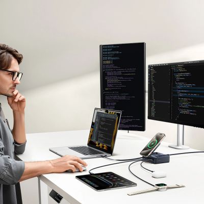 9. Stacja ładująca Baseus NOMOS 140W Qi2 5w1 bezprzewodowa ze zwijanym kablem USB-C i wyświetlaczem cyfrowym - czarna
