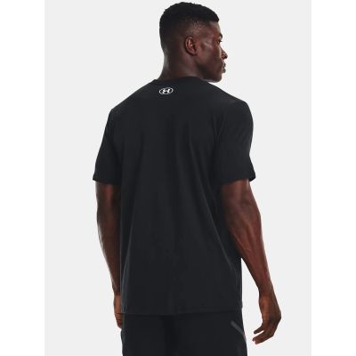 4. Koszulka Under Armour M 1379023-001