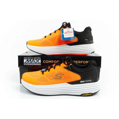 10. Buty do biegania Skechers Max Cushioning M 220932/ORBK