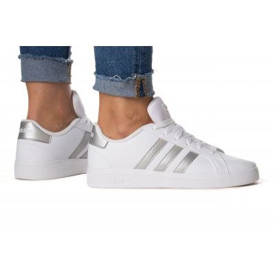 3. Buty adidas Grand Court 2.0 K W GW6506