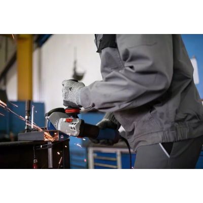 7. Bosch GWS 17-125 szlifierka kątowa 12,5 cm 11500 RPM 1700 W 2,2 kg